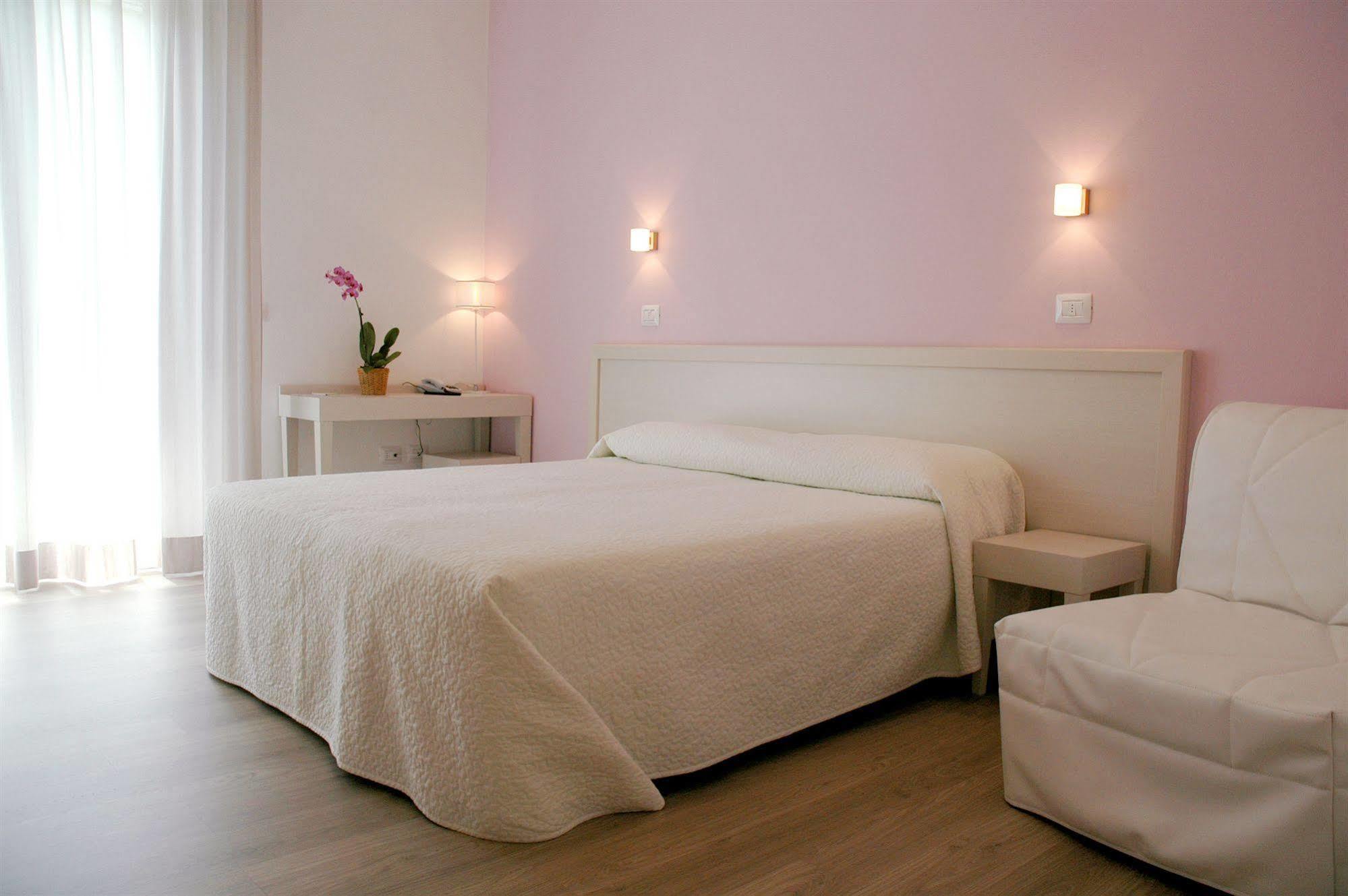 Maree Hotel Cesenatico Εξωτερικό φωτογραφία